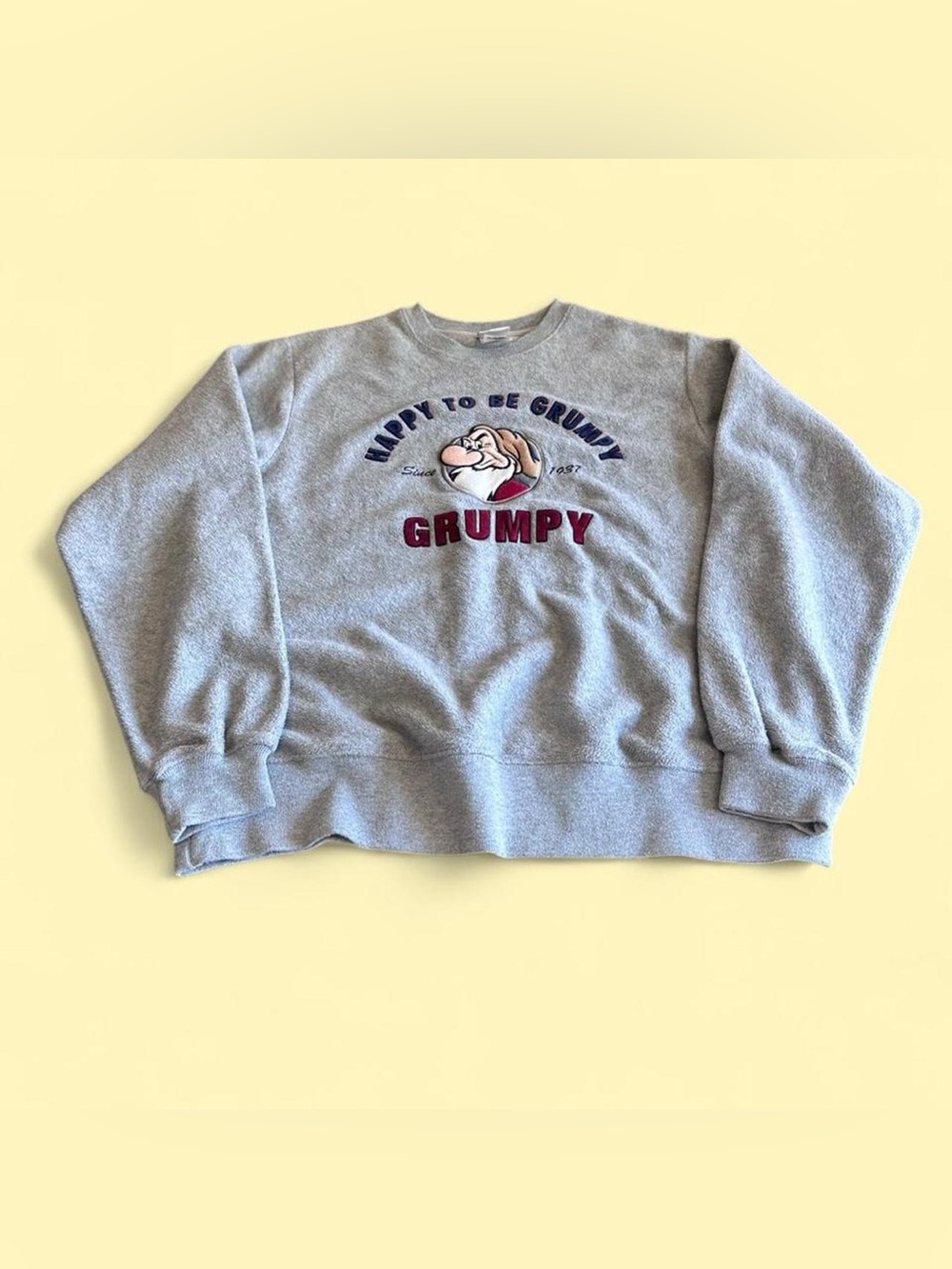 Vintage Disney Grumpy Sweatshirt Gray Embroidered Graphic Men’s M Disney